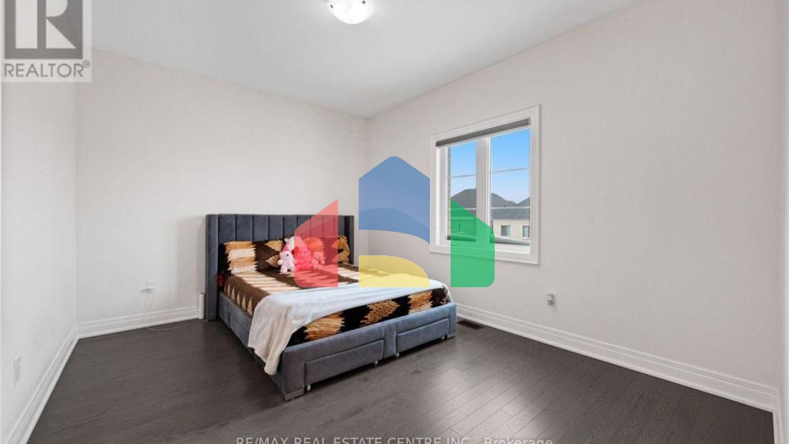 Residential - Single Family Home - Vaughan, Canada - Canada