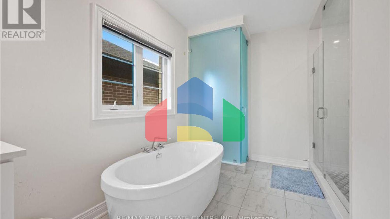 Residential - Single Family Home - Vaughan, Canada - Canada