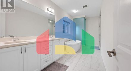 Residential - Single Family Home - Vaughan, Canada - Canada