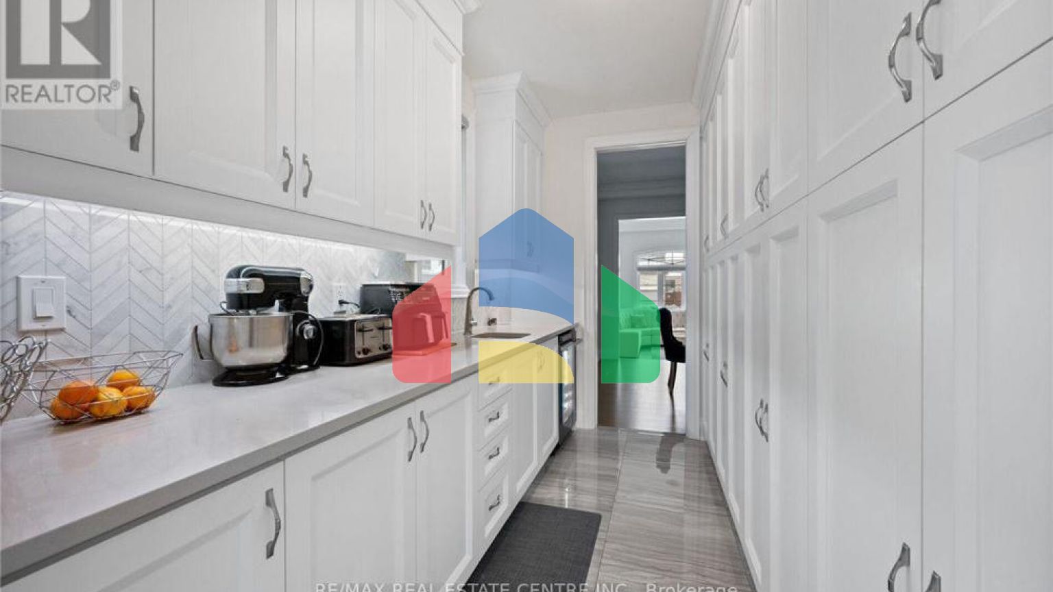 Residential - Single Family Home - Vaughan, Canada - Canada