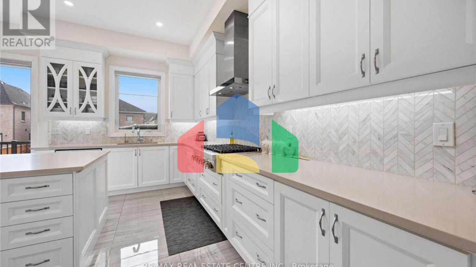 Residential - Single Family Home - Vaughan, Canada - Canada