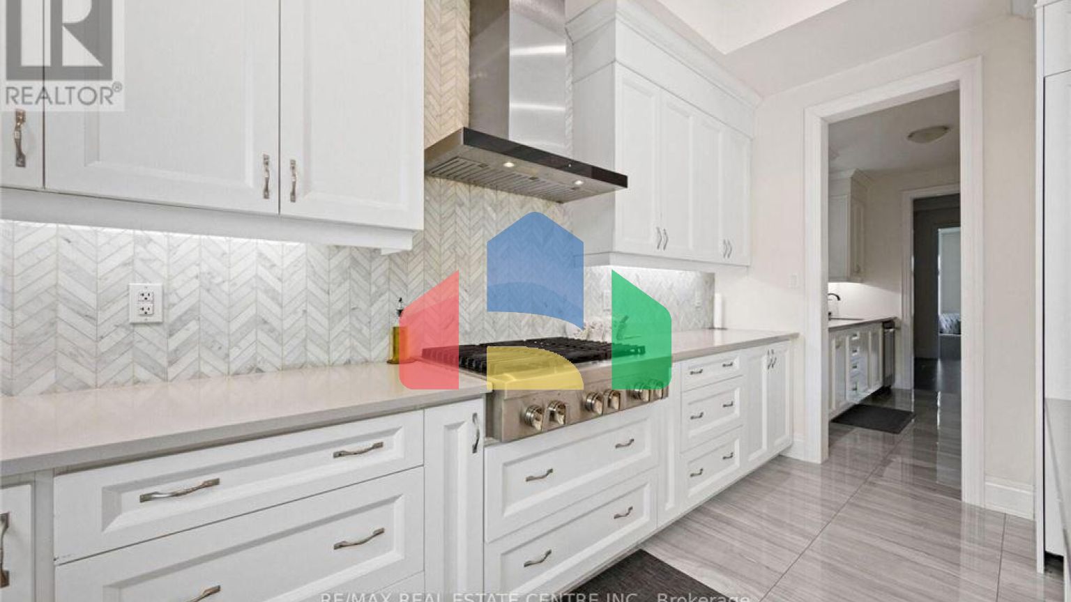 Residential - Single Family Home - Vaughan, Canada - Canada