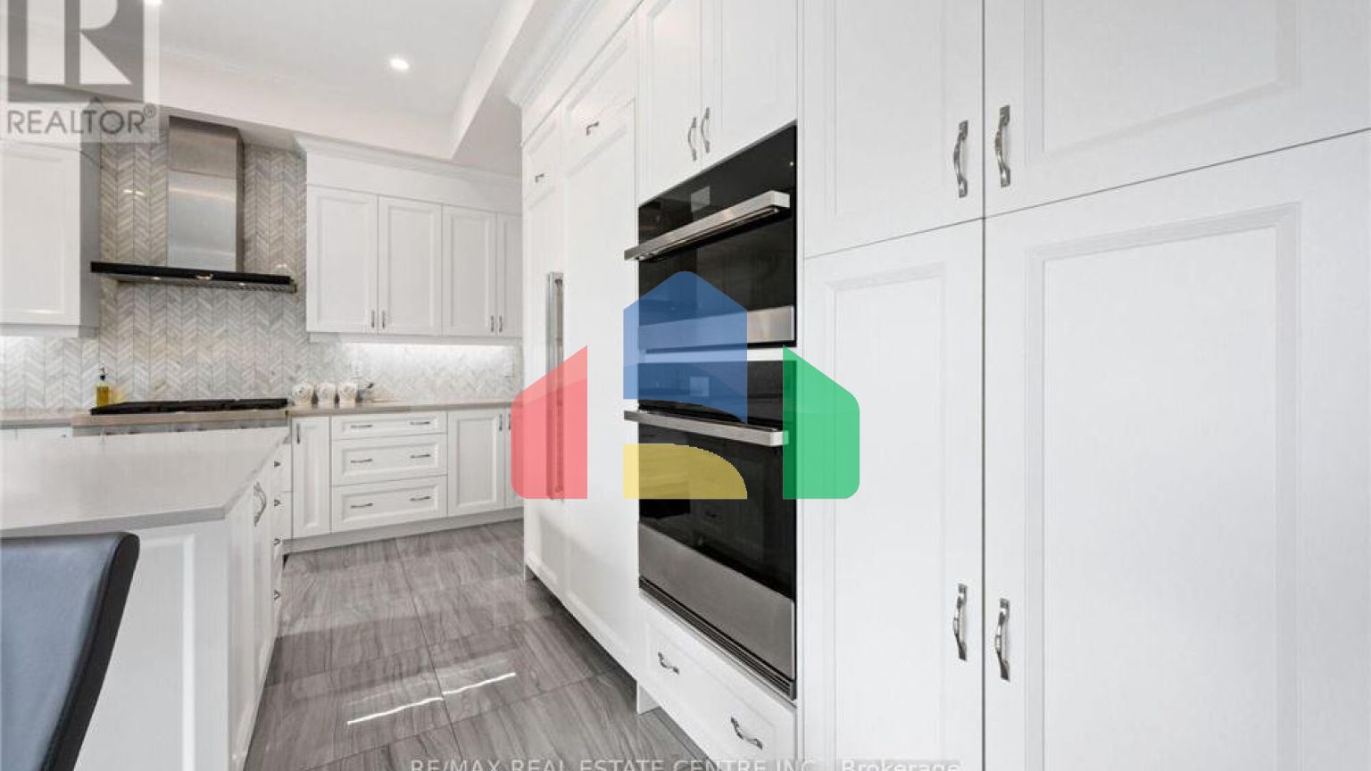 Residential - Single Family Home - Vaughan, Canada - Canada