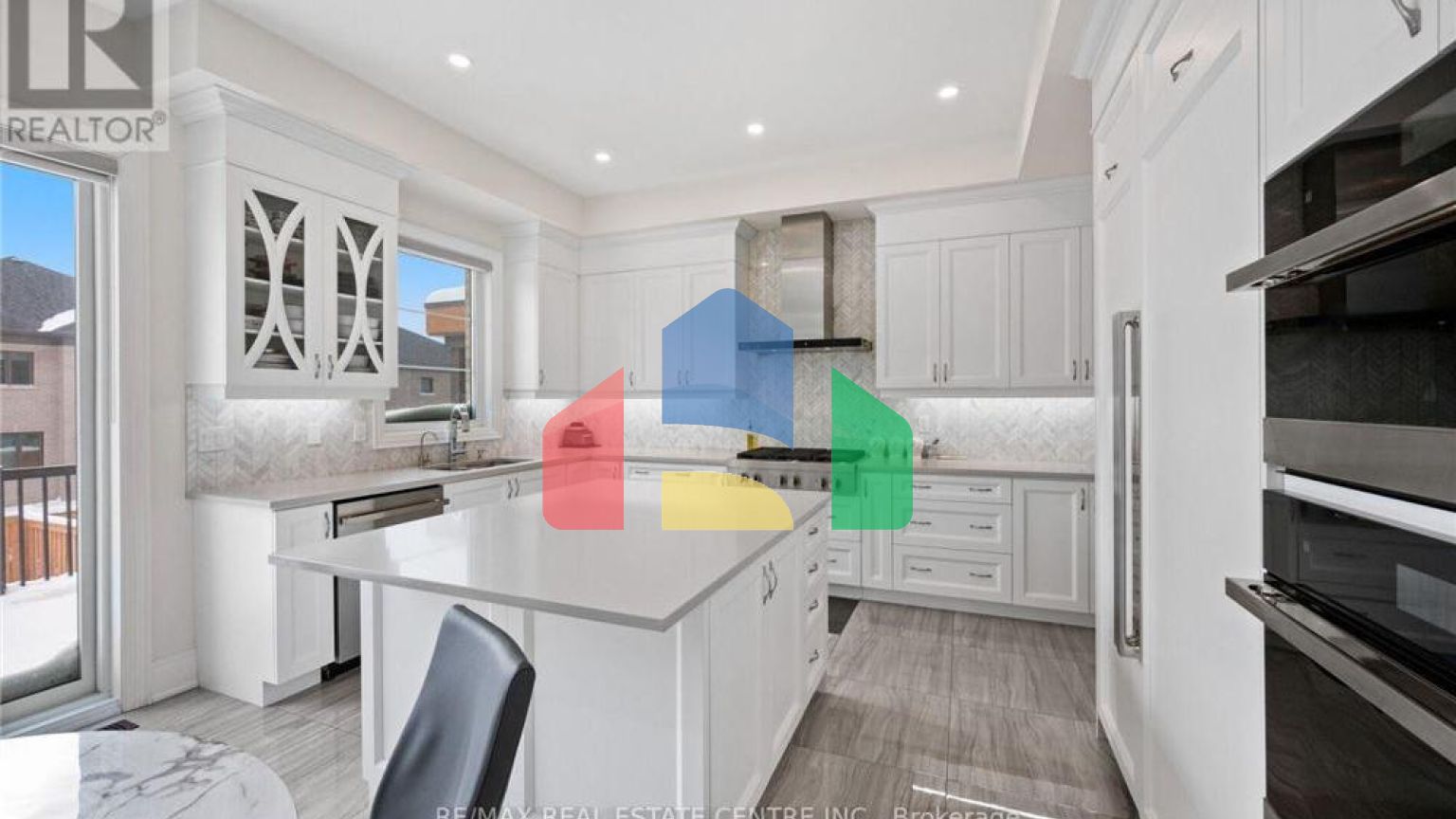 Residential - Single Family Home - Vaughan, Canada - Canada