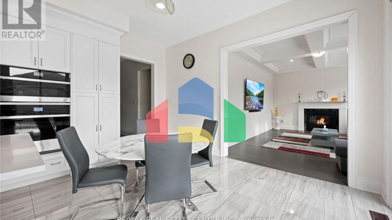 Residential - Single Family Home - Vaughan, Canada - Canada