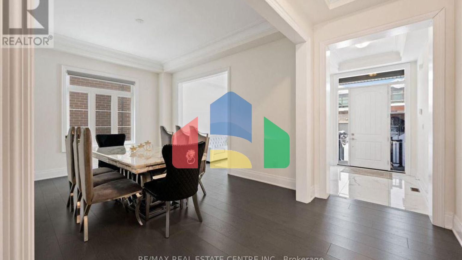 Residential - Single Family Home - Vaughan, Canada - Canada