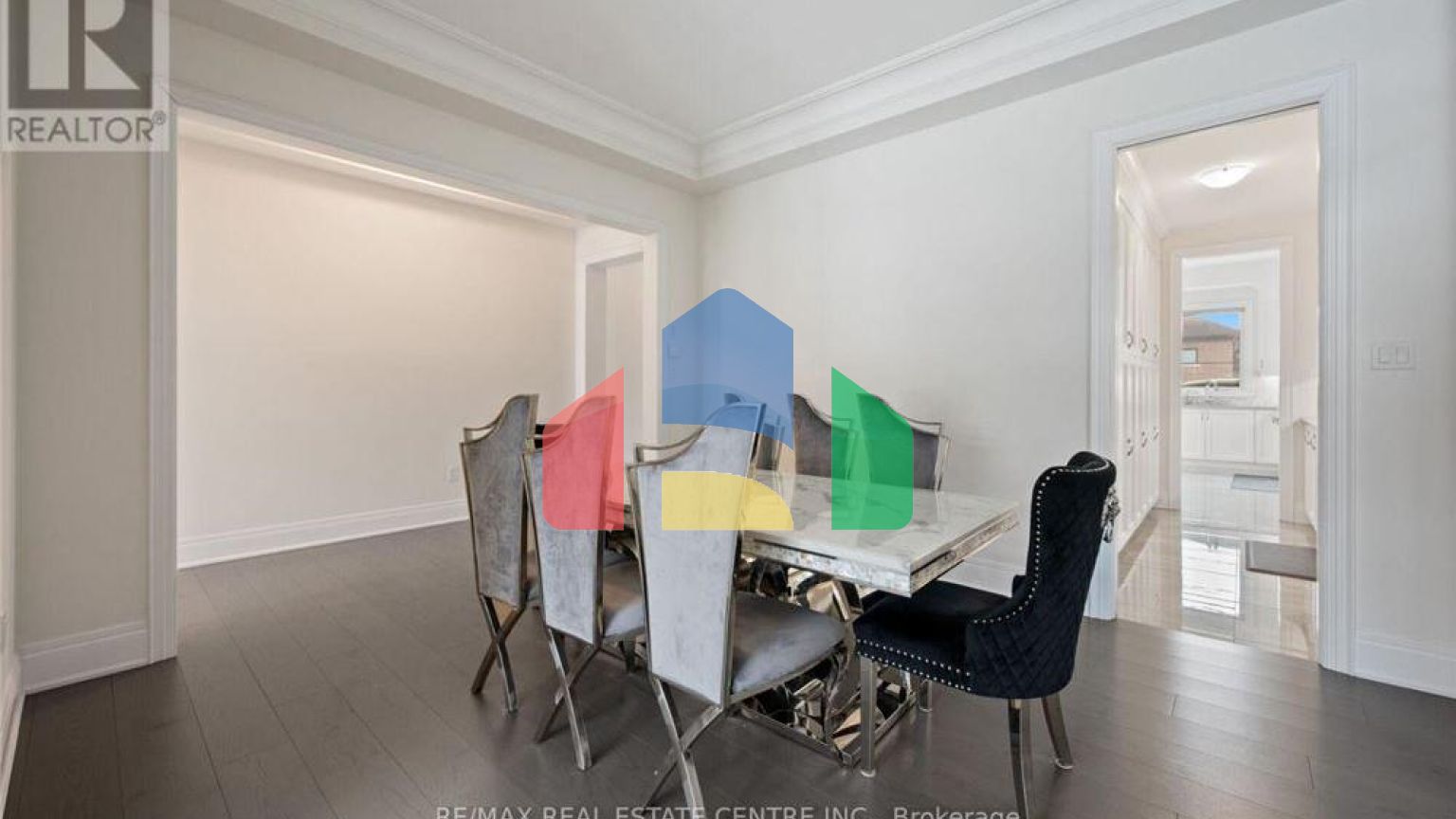 Residential - Single Family Home - Vaughan, Canada - Canada