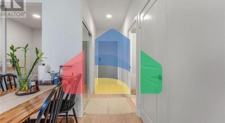 Residential - Single Family Home - Vaughan, Canada - Canada