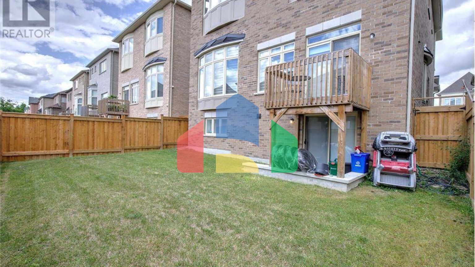 Residential - Single Family Home - Vaughan, Canada - Canada