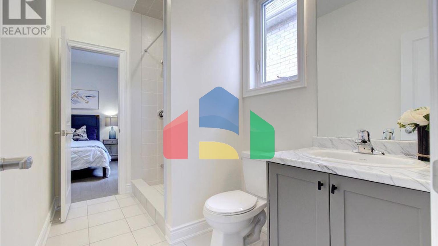 Residential - Single Family Home - Vaughan, Canada - Canada