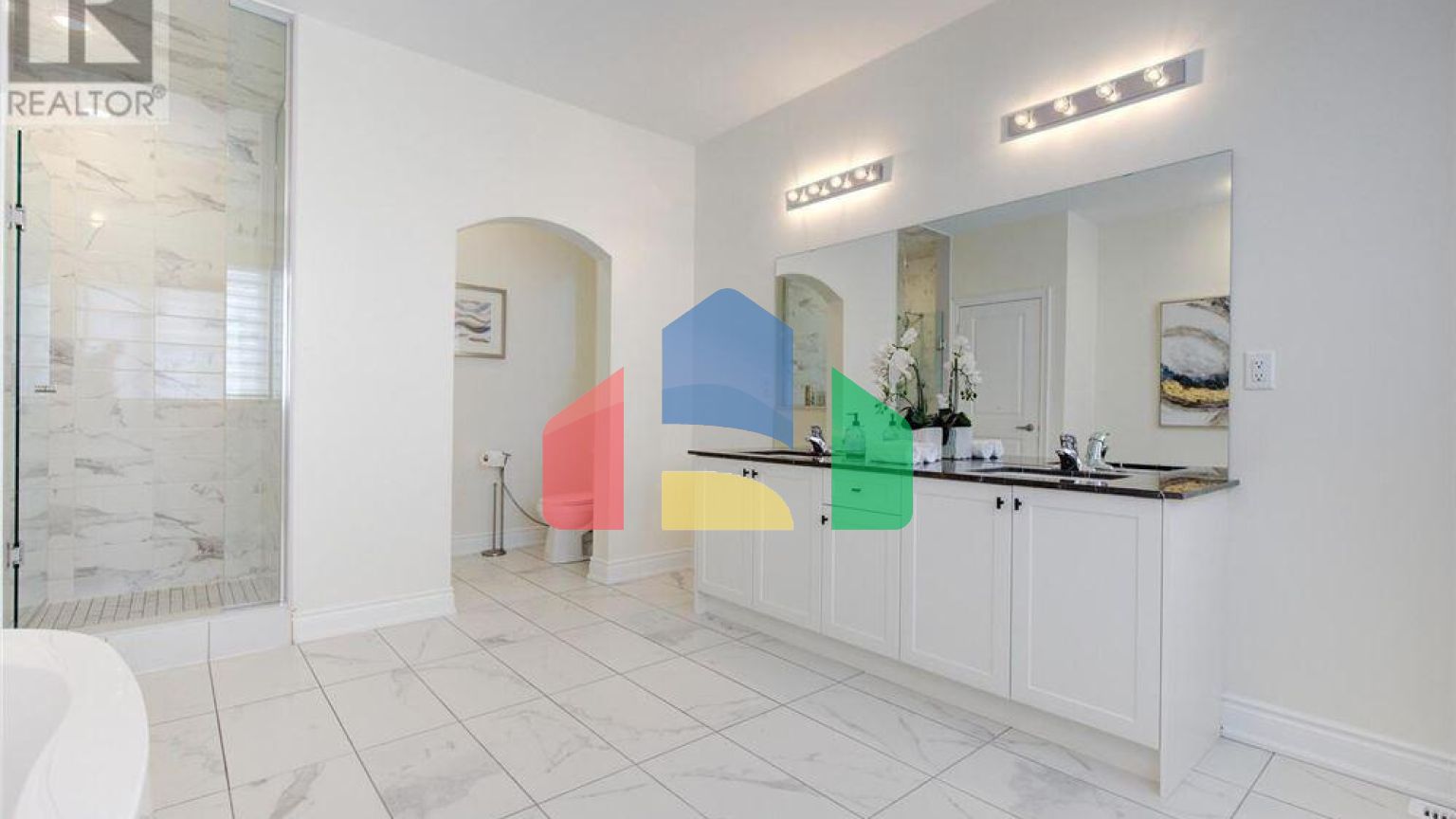 Residential - Single Family Home - Vaughan, Canada - Canada