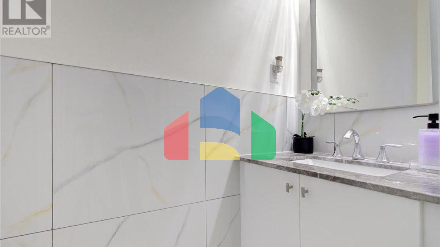 Residential - Single Family Home - Vaughan, Canada - Canada