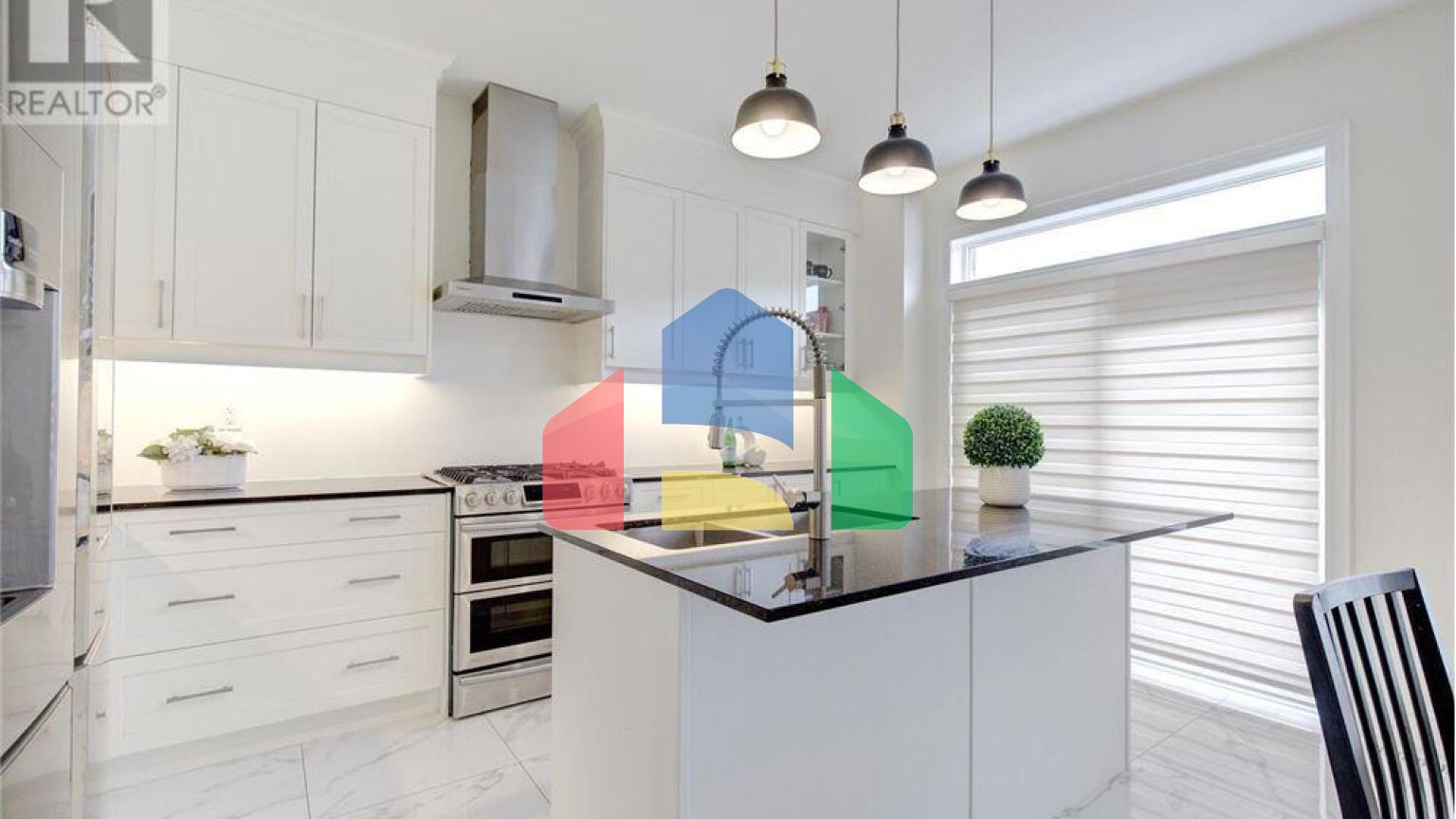 Residential - Single Family Home - Vaughan, Canada - Canada