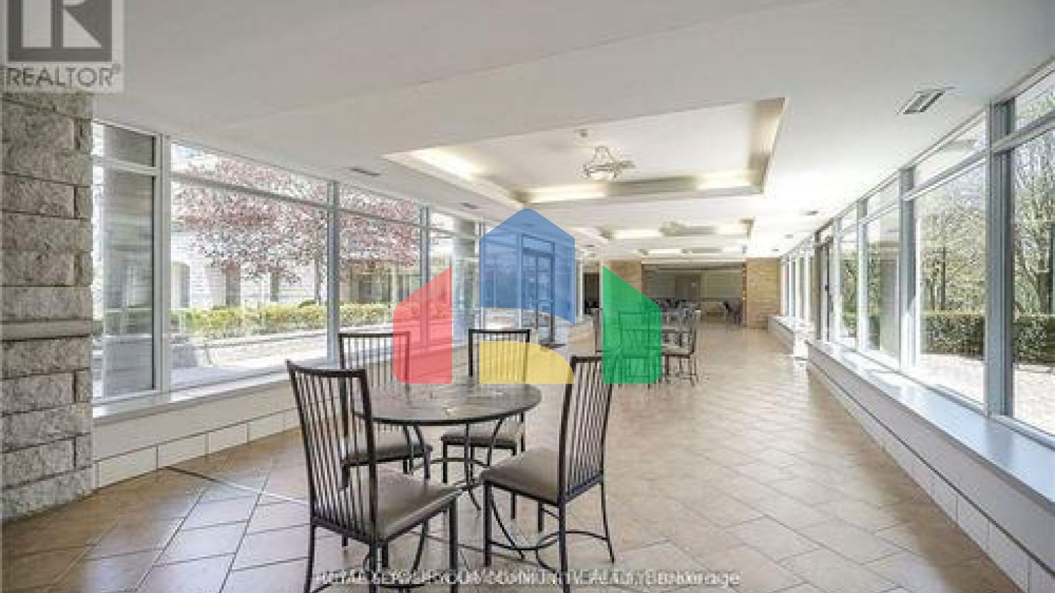 Residential - Single Family Home - Vaughan, Canada - Canada