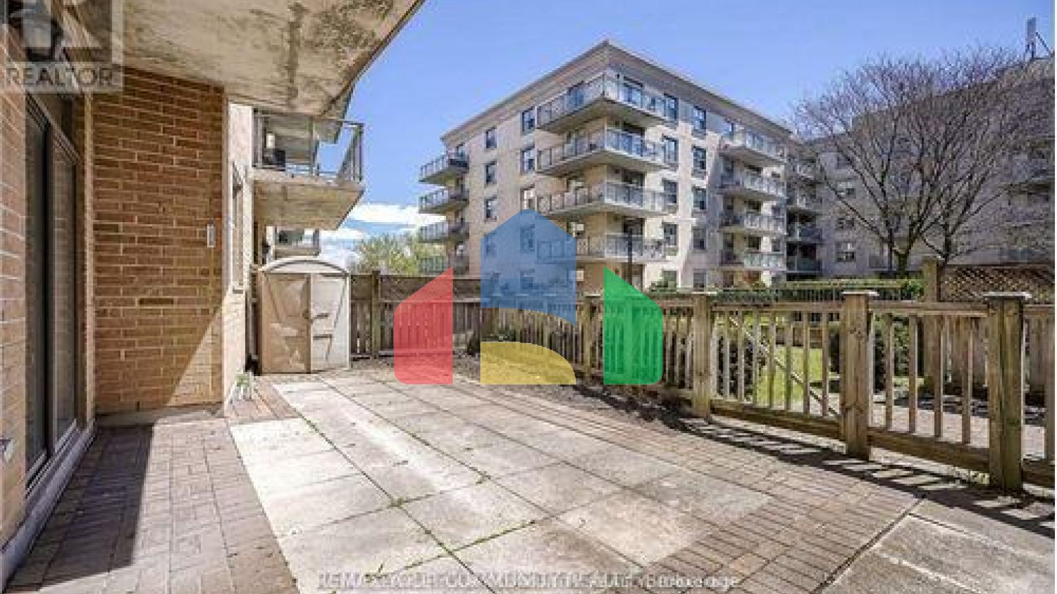 Residential - Single Family Home - Vaughan, Canada - Canada