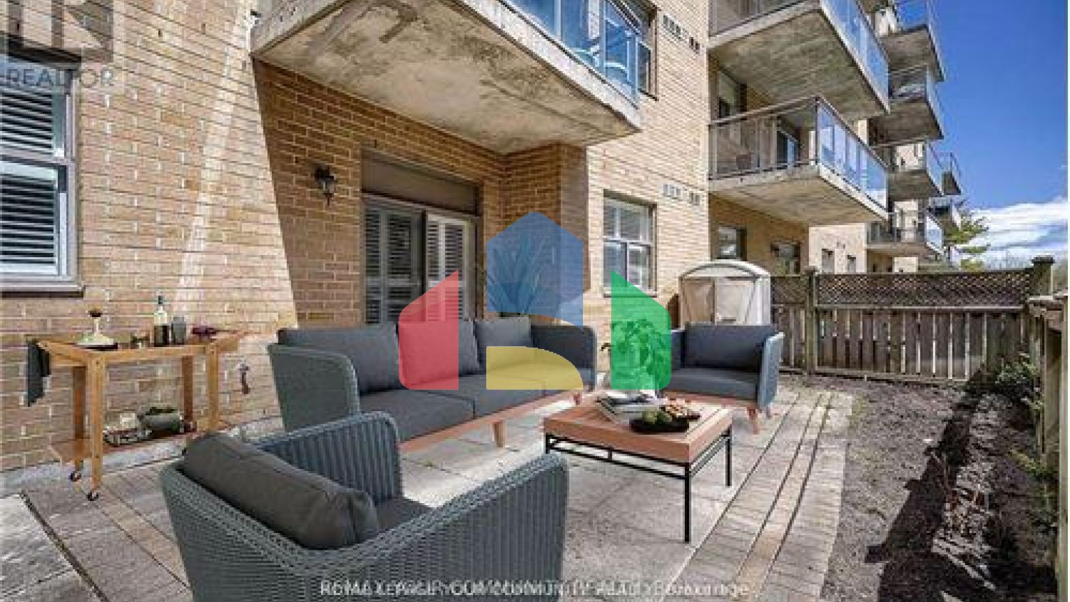 Residential - Single Family Home - Vaughan, Canada - Canada