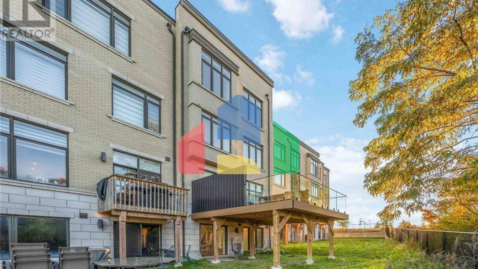 Residential - Single Family Home - Vaughan, Canada - Canada