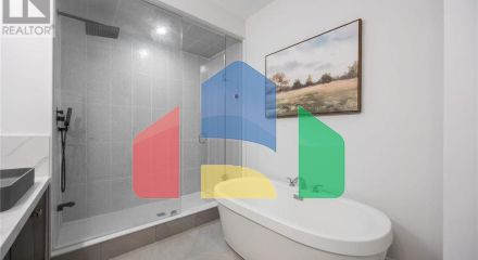 Residential - Single Family Home - Vaughan, Canada - Canada