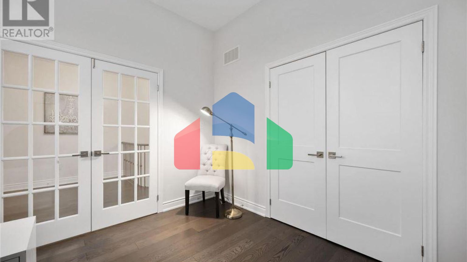 Residential - Single Family Home - Vaughan, Canada - Canada