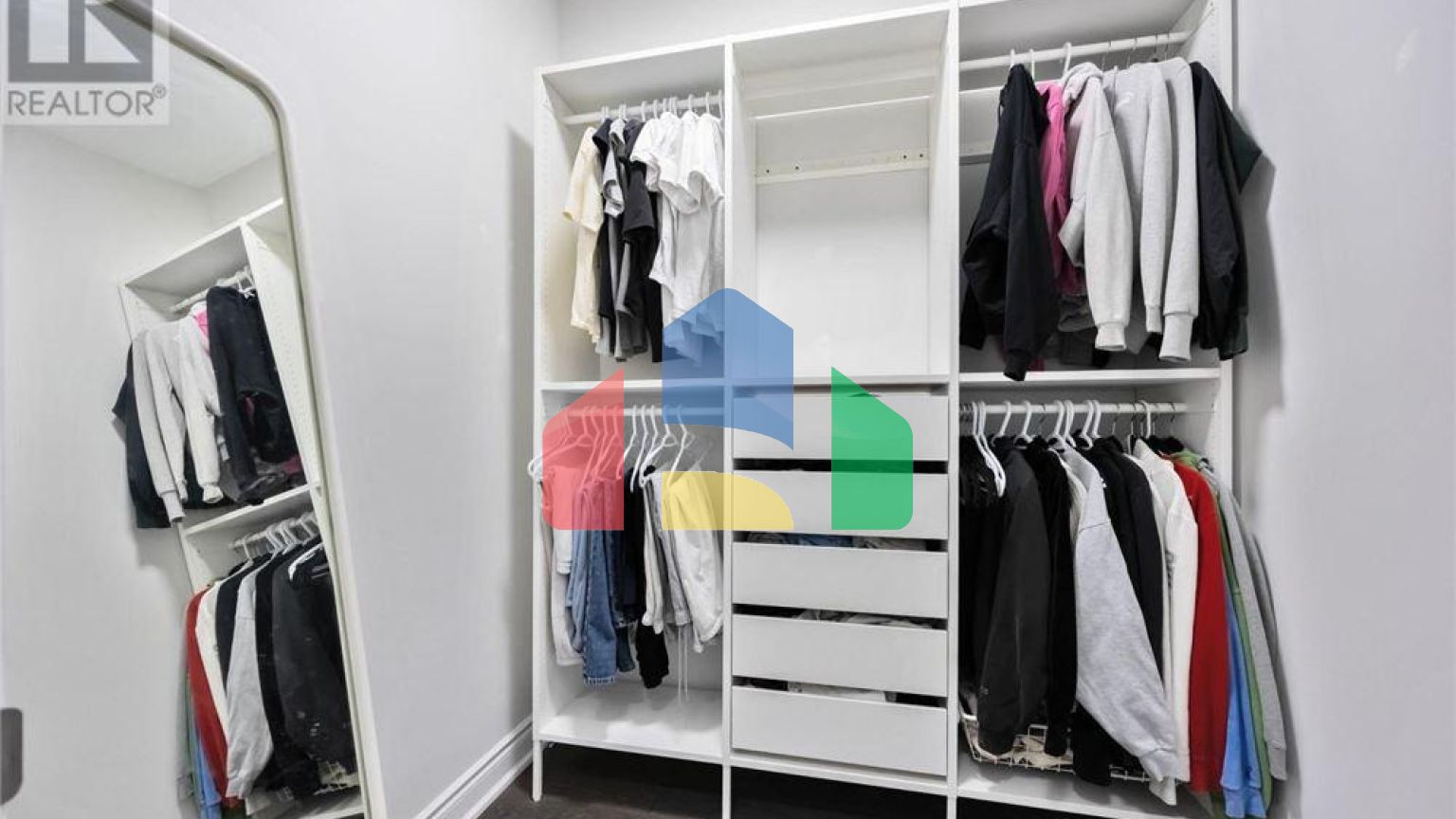 Residential - Single Family Home - Vaughan, Canada - Canada