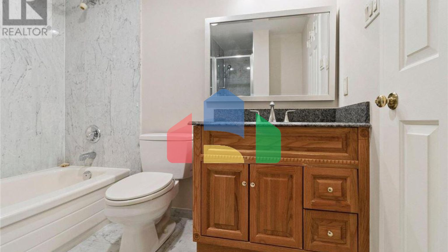 Residential - Single Family Home - Vaughan, Canada - Canada