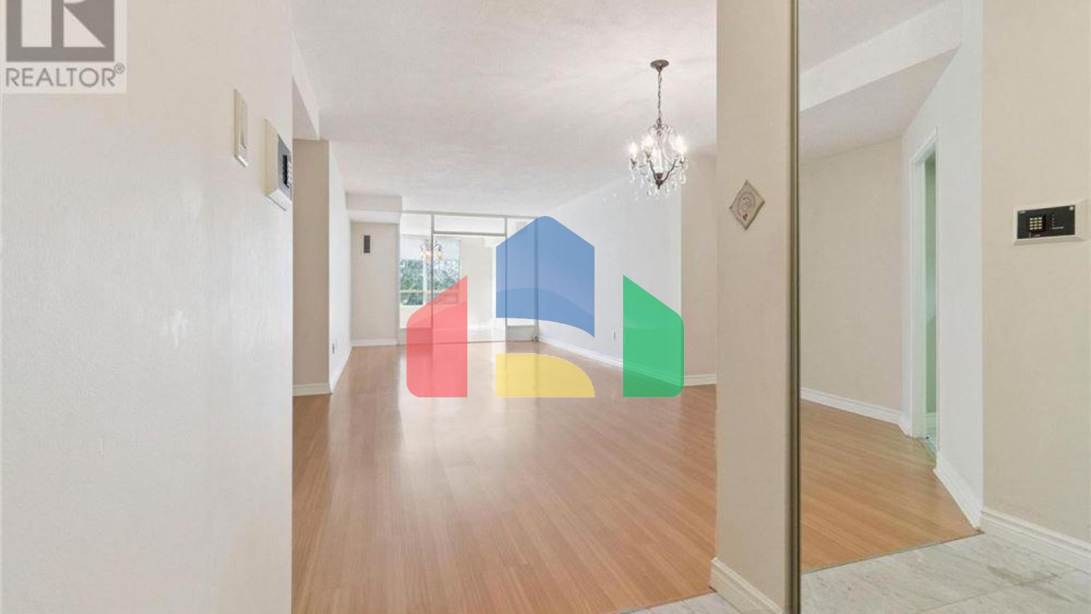 Residential - Single Family Home - Vaughan, Canada - Canada