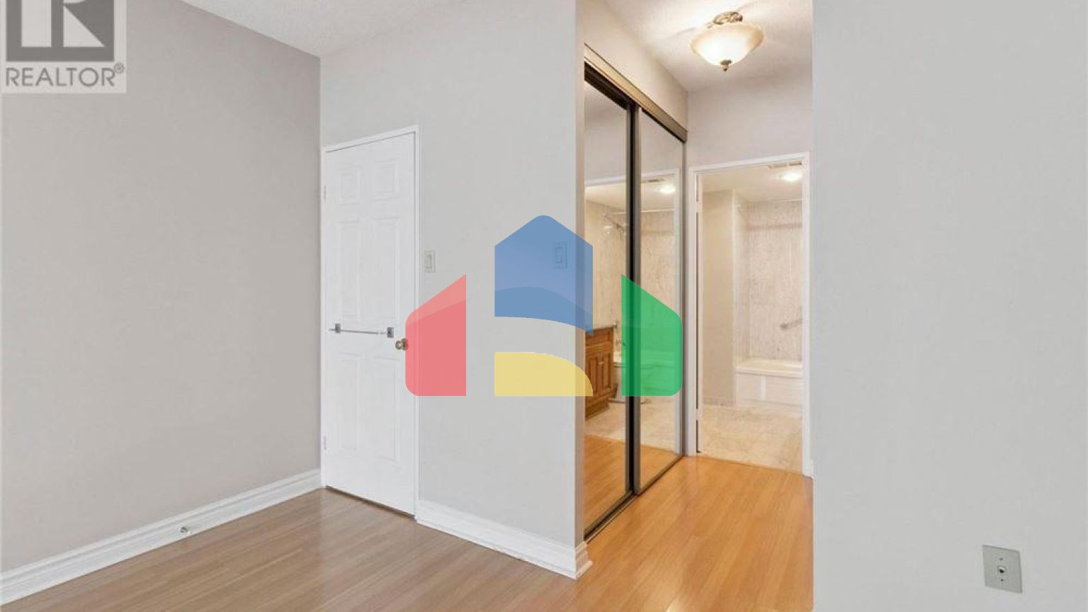 Residential - Single Family Home - Vaughan, Canada - Canada