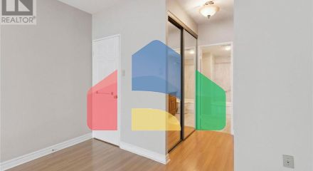 Residential - Single Family Home - Vaughan, Canada - Canada