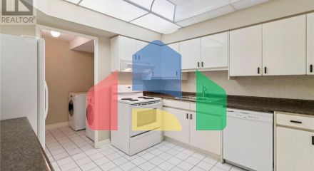 Residential - Single Family Home - Vaughan, Canada - Canada