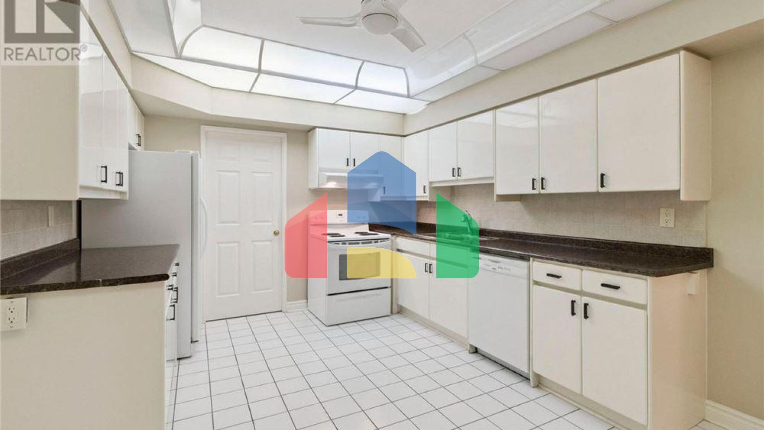 Residential - Single Family Home - Vaughan, Canada - Canada