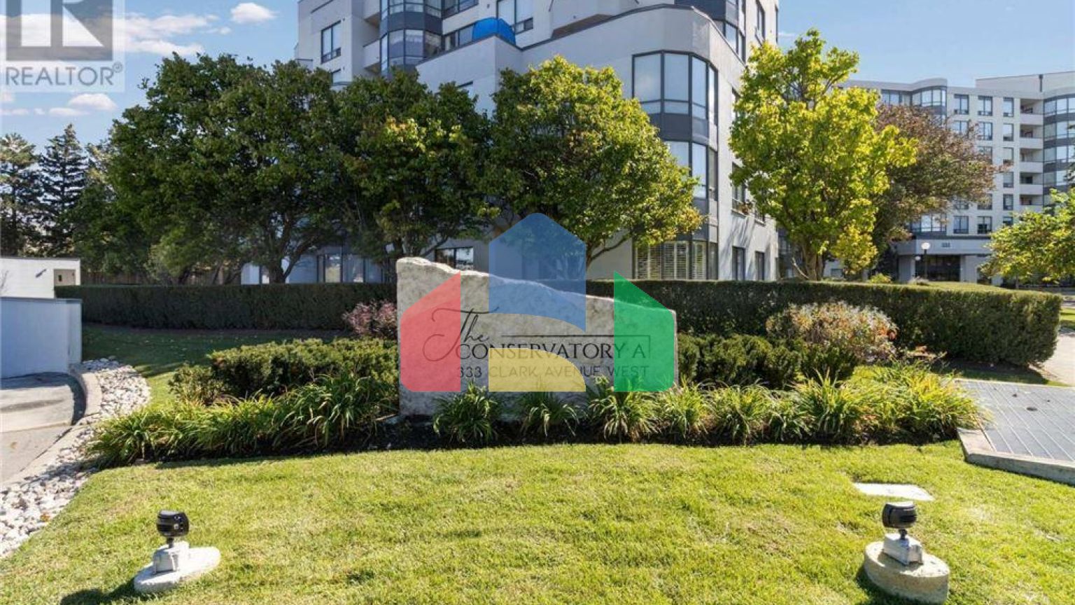 Residential - Single Family Home - Vaughan, Canada - Canada