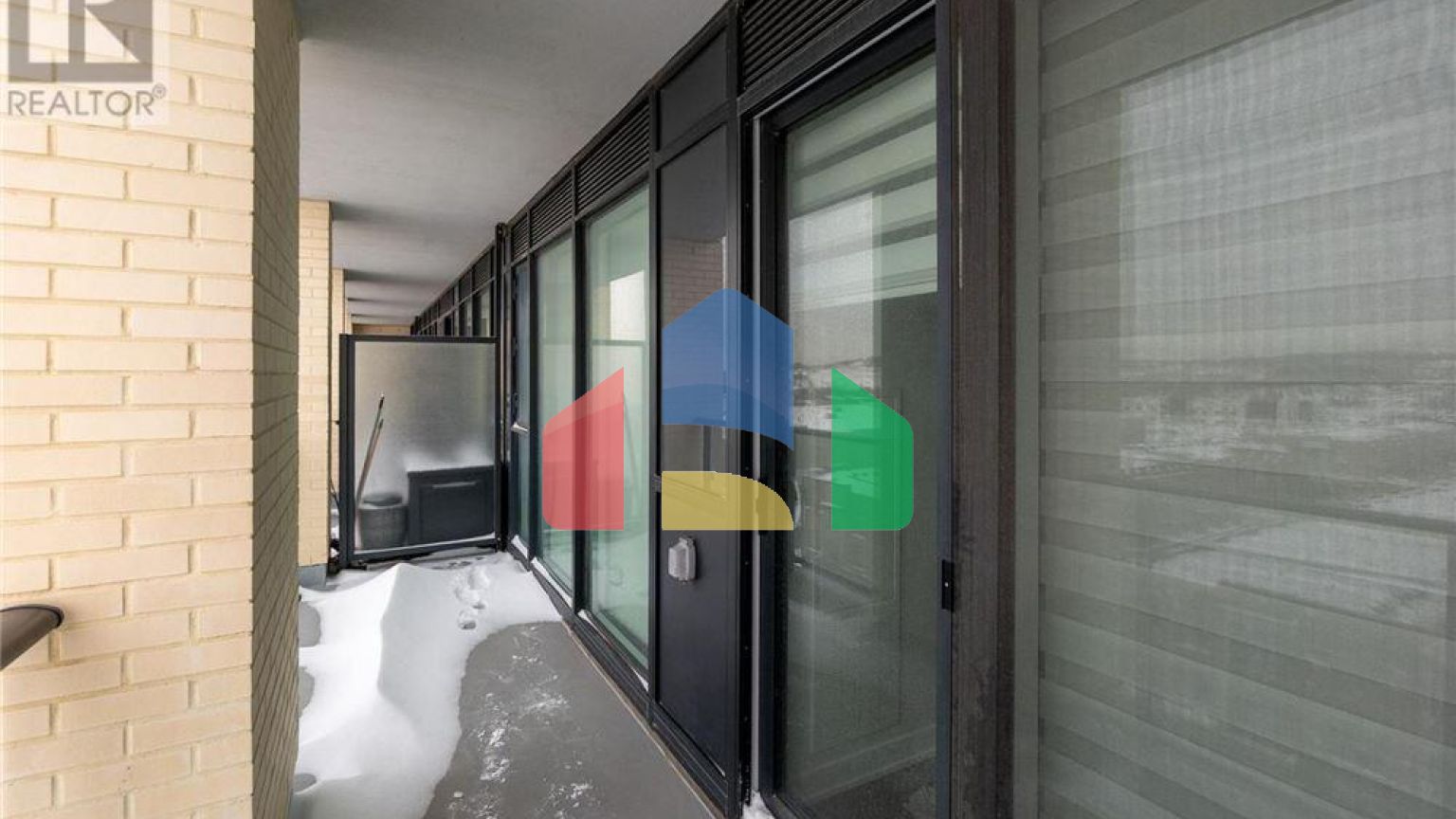 Residential - Single Family Home - Vaughan, Canada - Canada