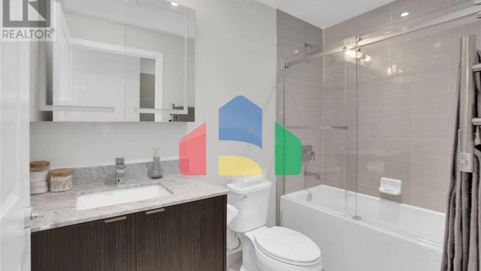 Residential - Single Family Home - Vaughan, Canada - Canada