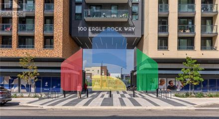 Residential - Single Family Home - Vaughan, Canada - Canada