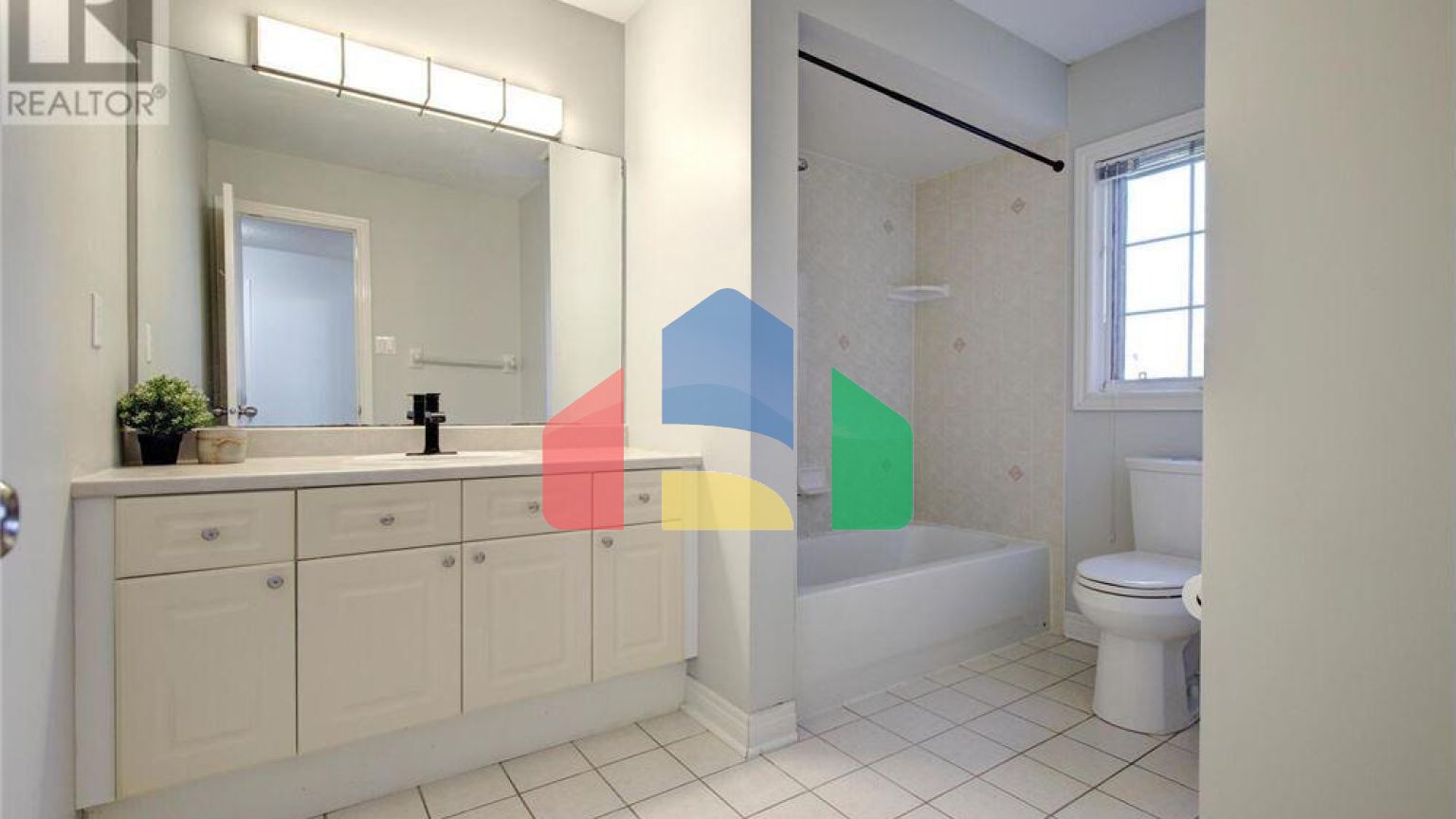 Residential - Single Family Home - Vaughan, Canada - Canada