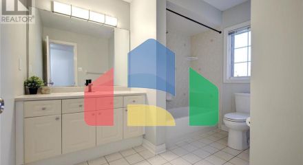 Residential - Single Family Home - Vaughan, Canada - Canada