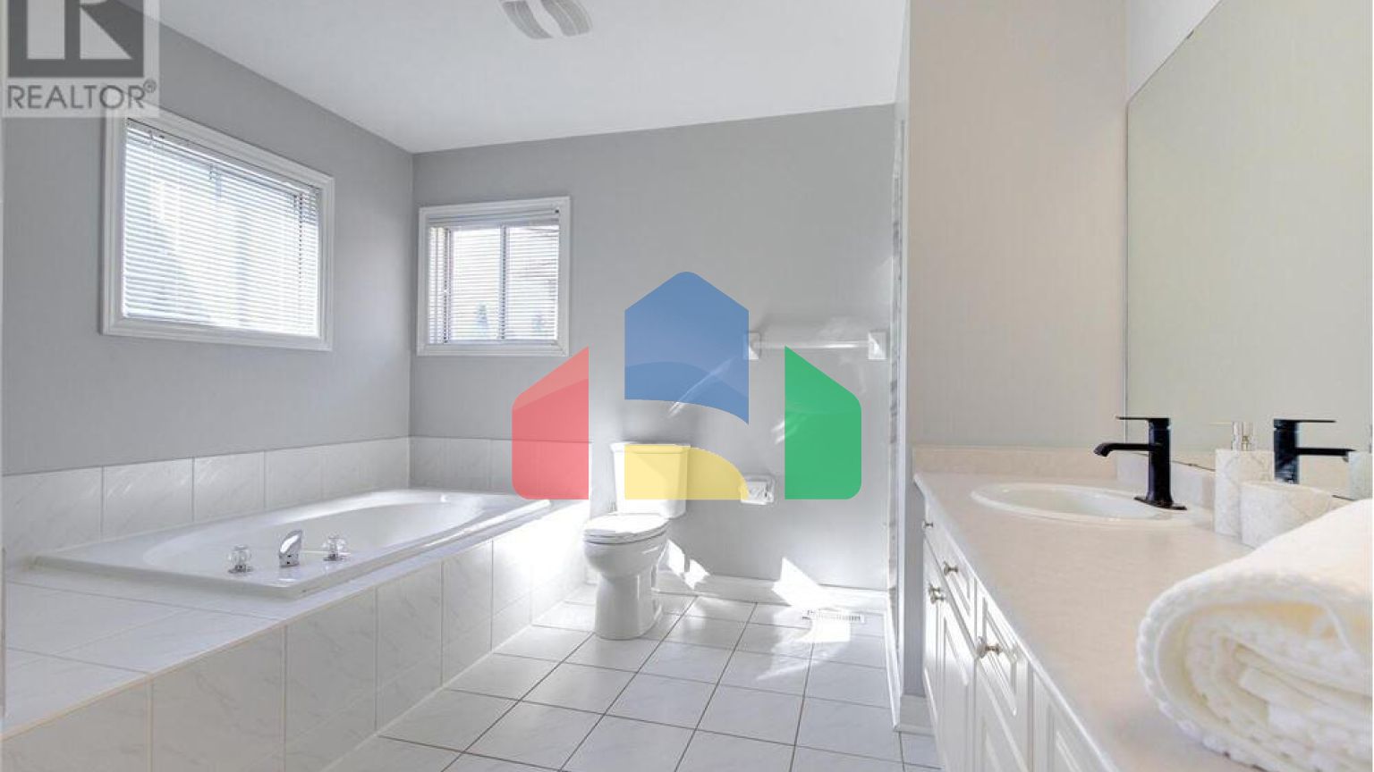 Residential - Single Family Home - Vaughan, Canada - Canada