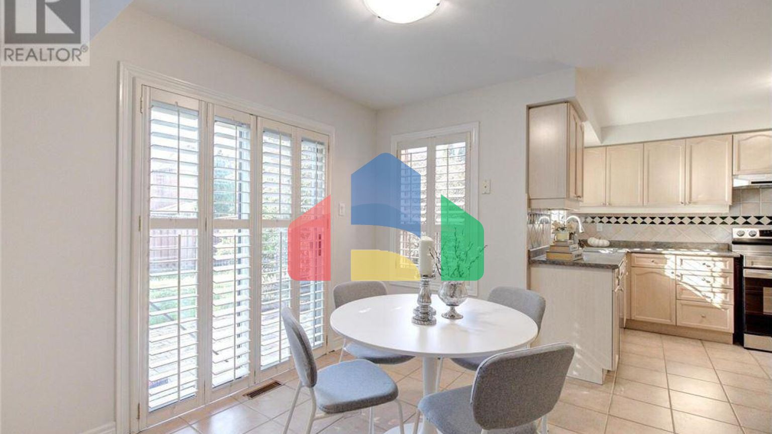 Residential - Single Family Home - Vaughan, Canada - Canada