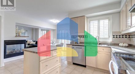 Residential - Single Family Home - Vaughan, Canada - Canada