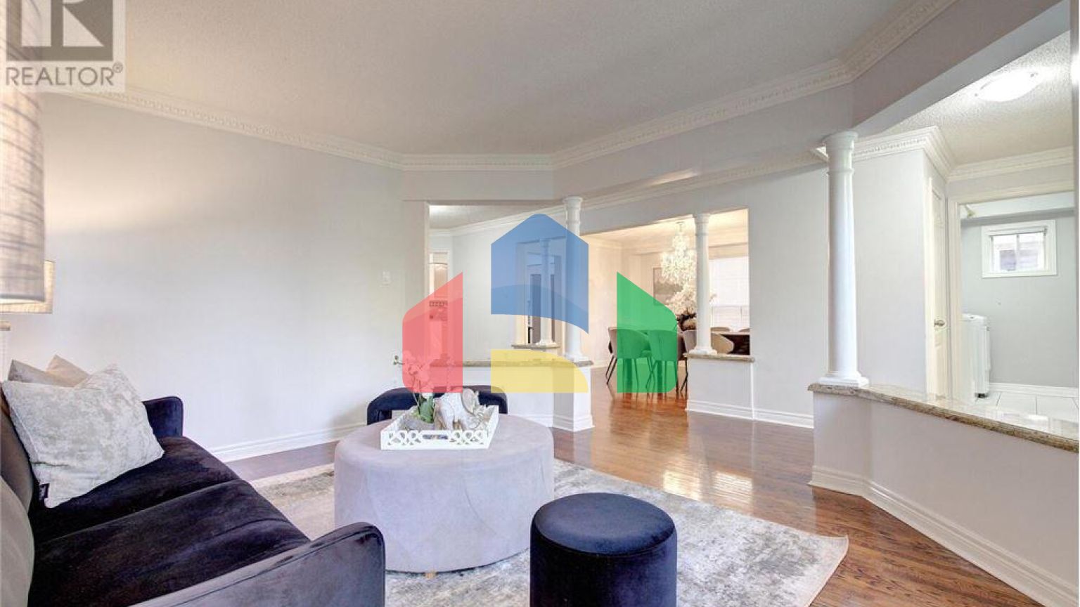 Residential - Single Family Home - Vaughan, Canada - Canada