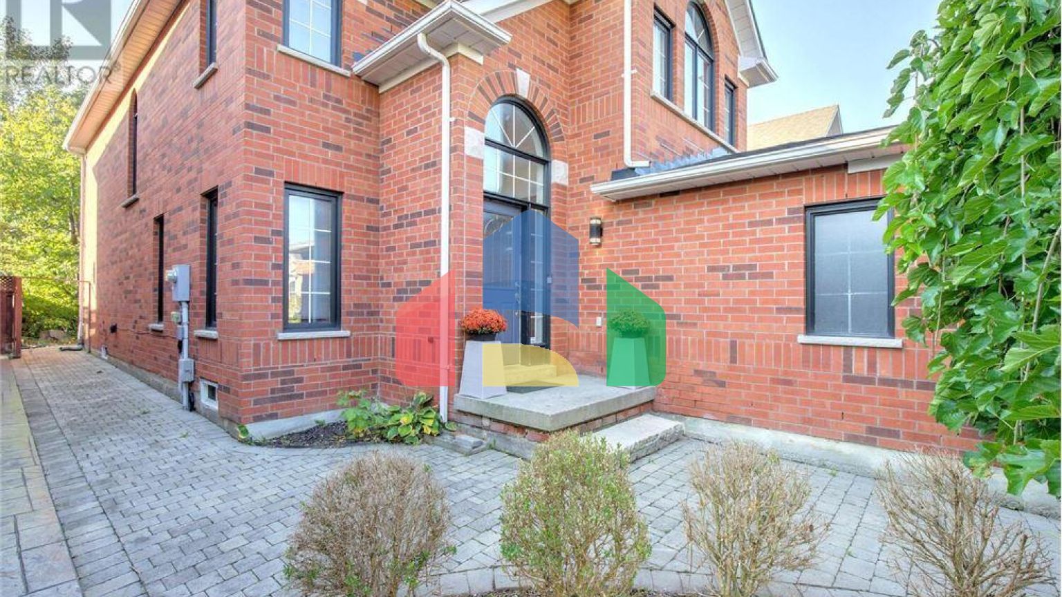 Residential - Single Family Home - Vaughan, Canada - Canada