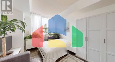 Residential - Single Family Home - Vaughan, Canada - Canada