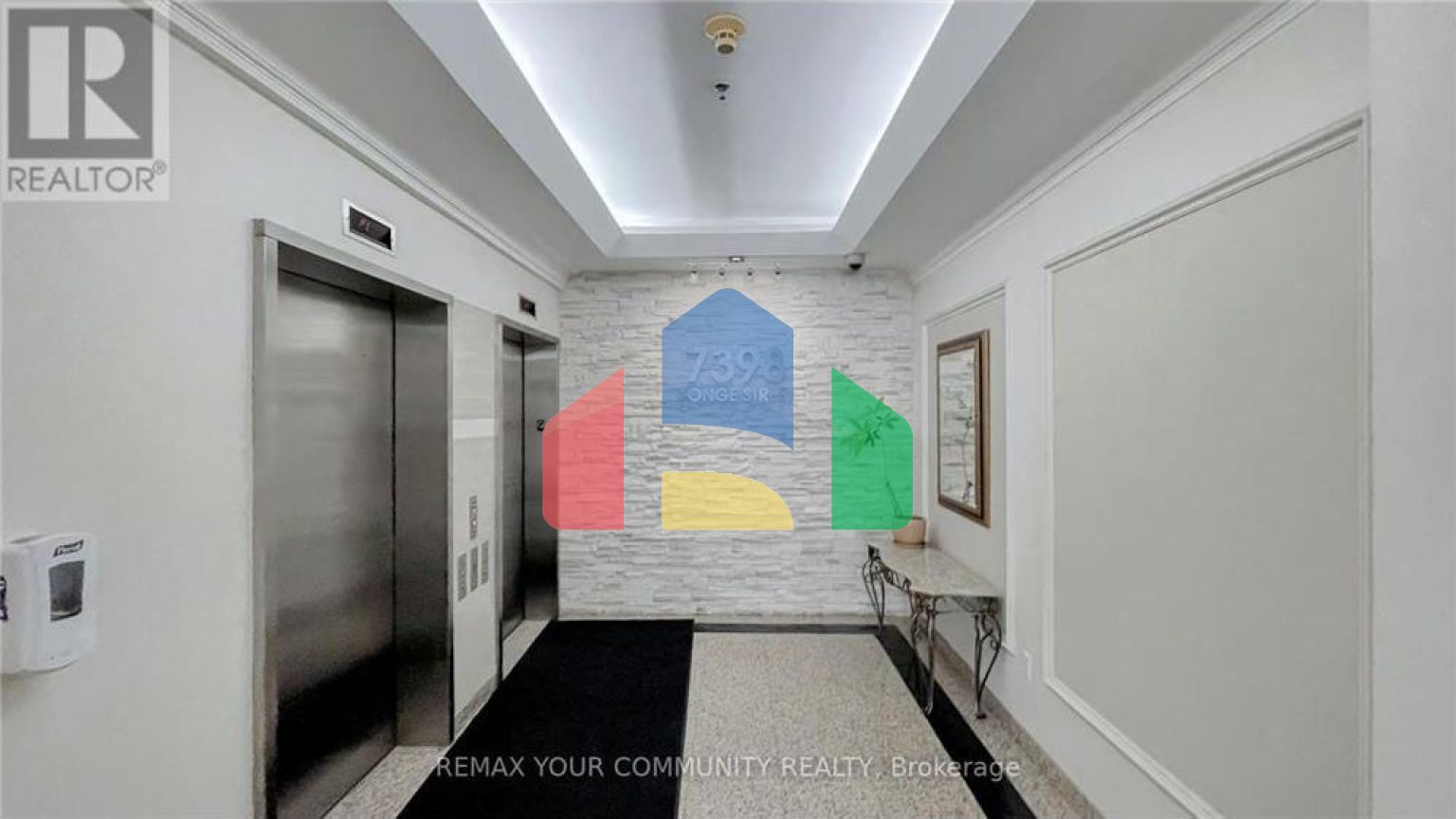 Residential - Single Family Home - Vaughan, Canada - Canada