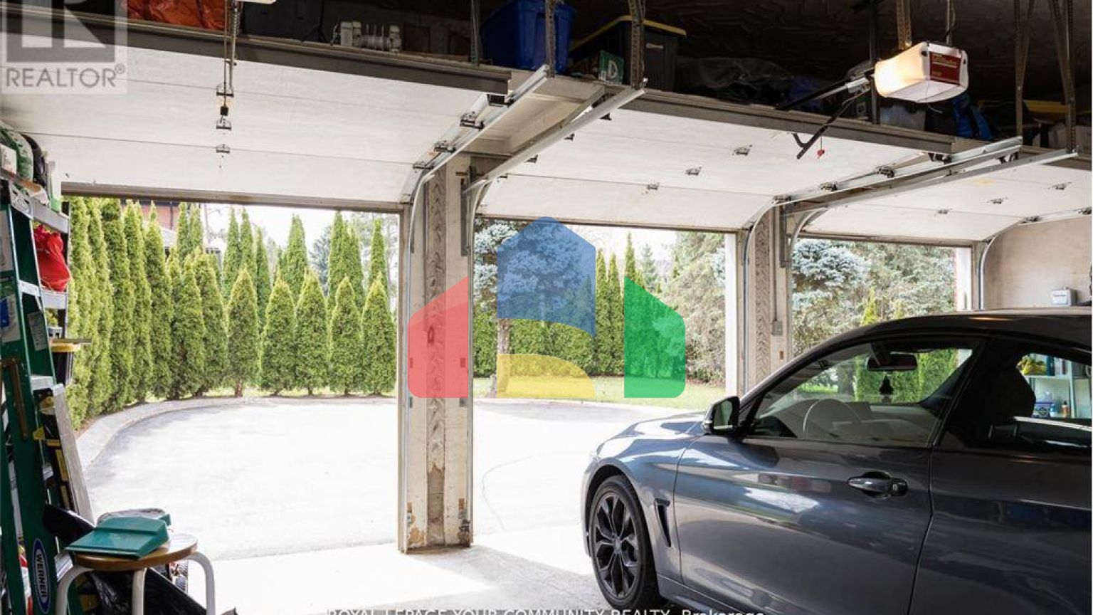 Residential - Single Family Home - Vaughan, Canada - Canada