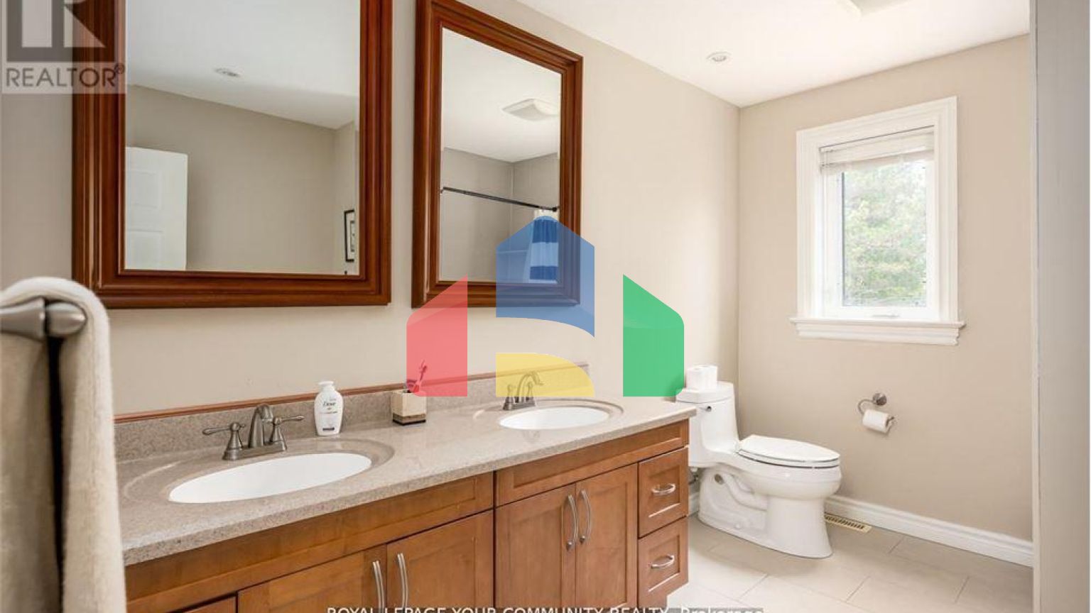 Residential - Single Family Home - Vaughan, Canada - Canada