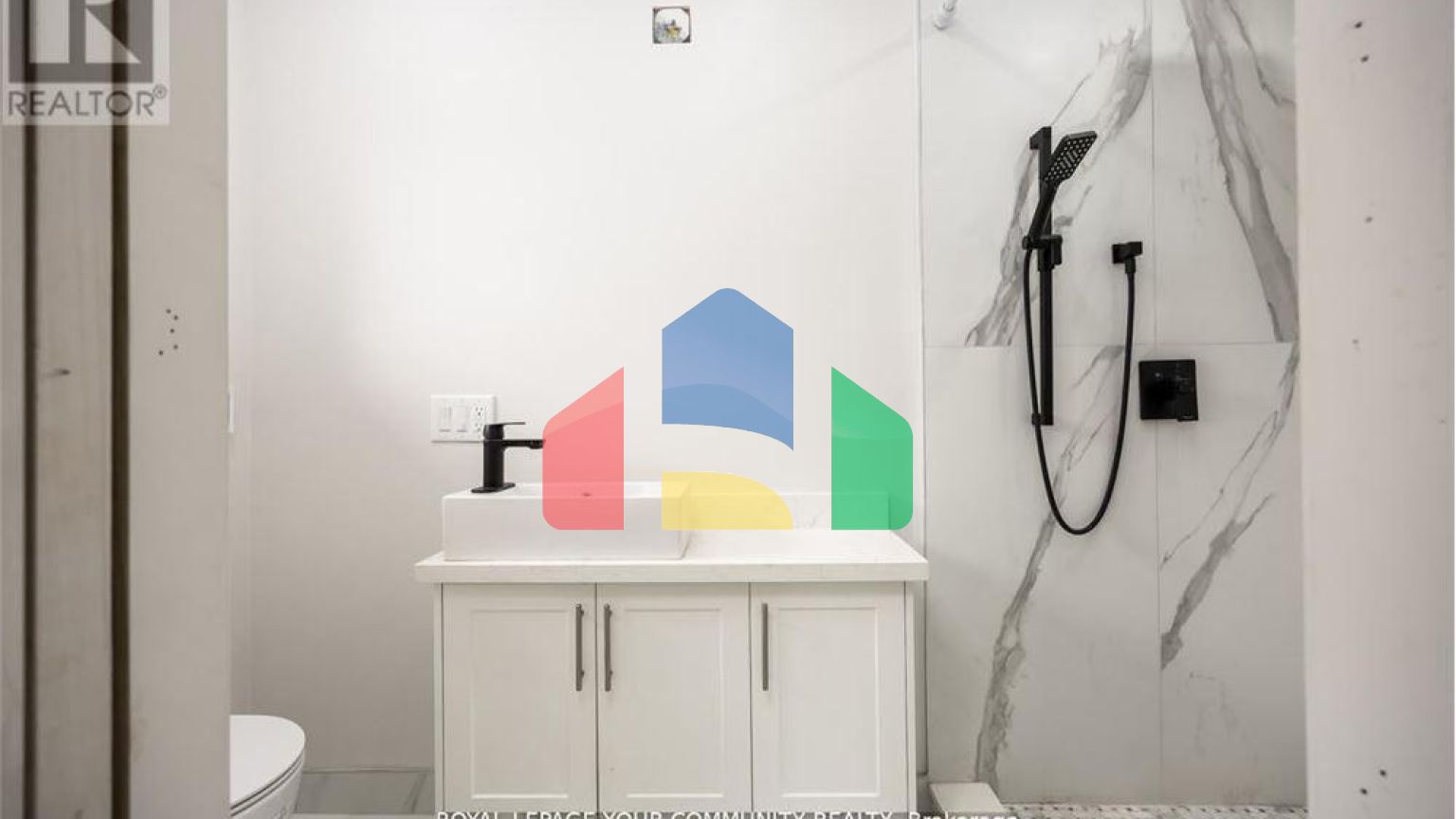 Residential - Single Family Home - Vaughan, Canada - Canada