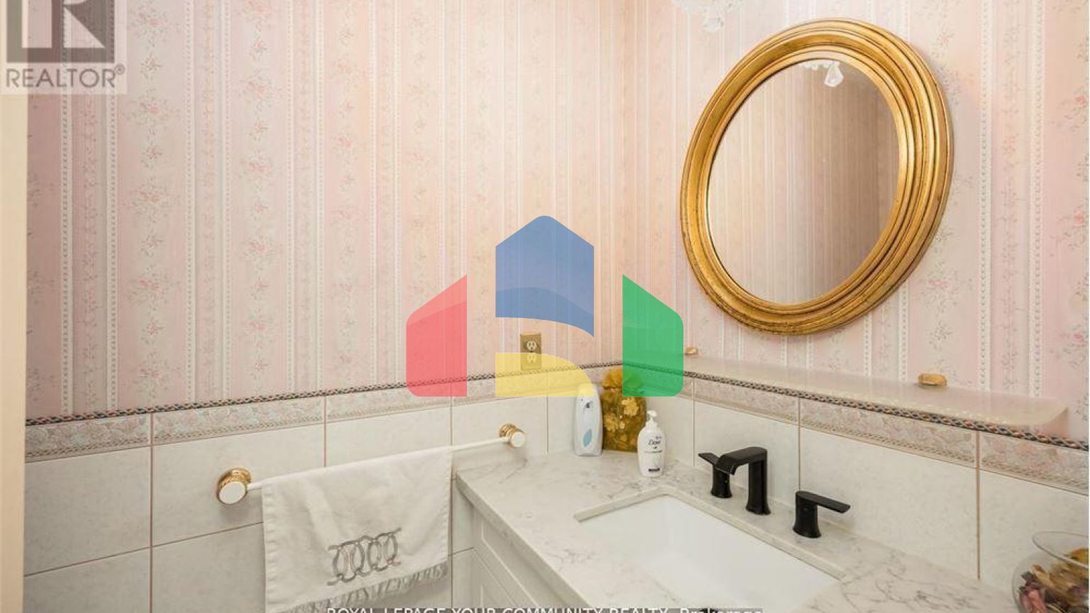 Residential - Single Family Home - Vaughan, Canada - Canada