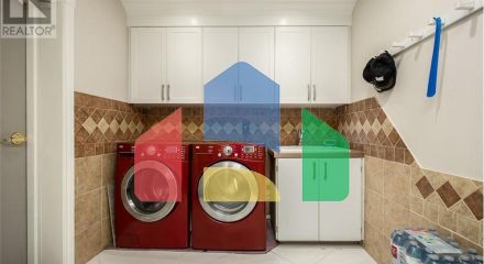 Residential - Single Family Home - Vaughan, Canada - Canada