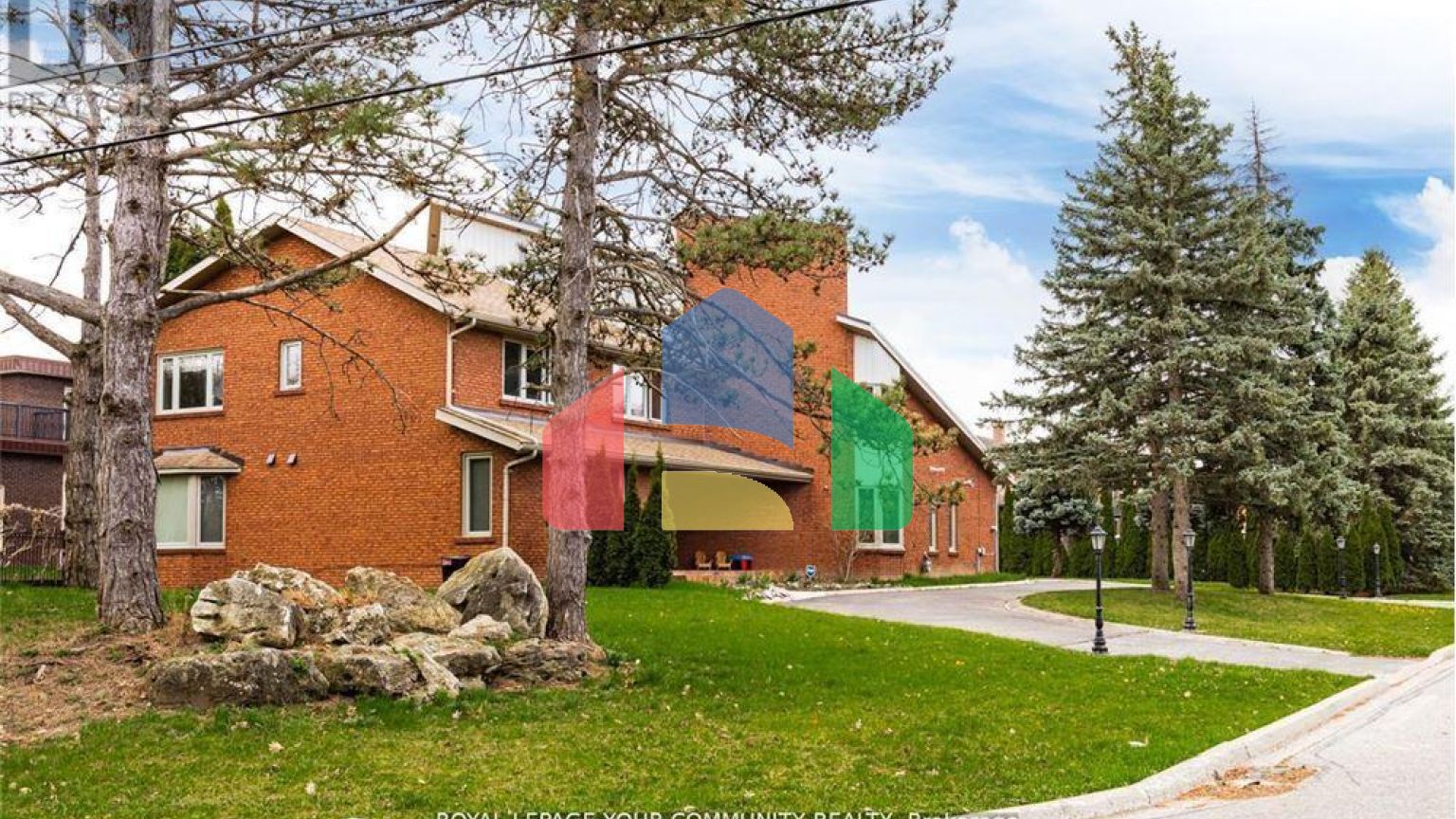 Residential - Single Family Home - Vaughan, Canada - Canada