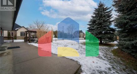 Residential - Single Family Home - Vaughan, Canada - Canada